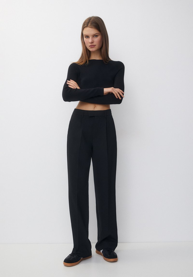 PULL&BEAR PULL&BEAR DARTED SMART - Trousers - black Großer Ausverkauf