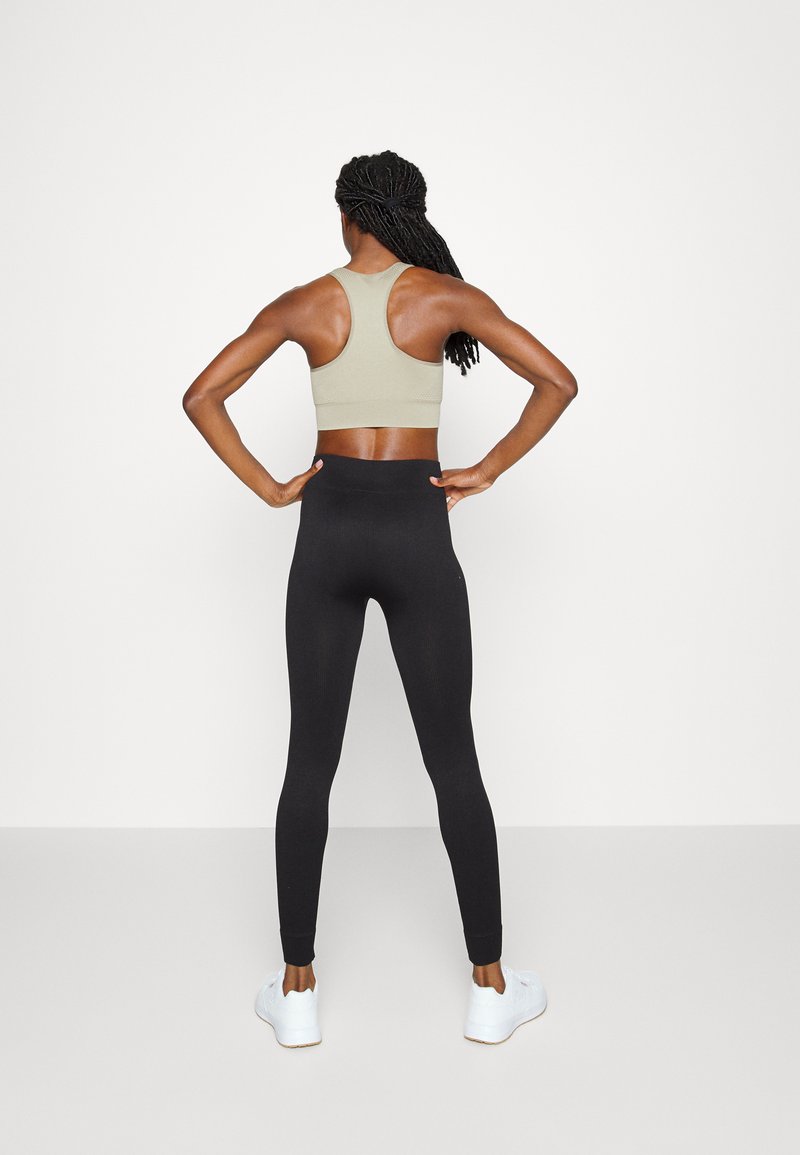 ONLY Play ONLY Play ONPJAIA LIFE SEAM - Leggings - black Weihnachtsangebot