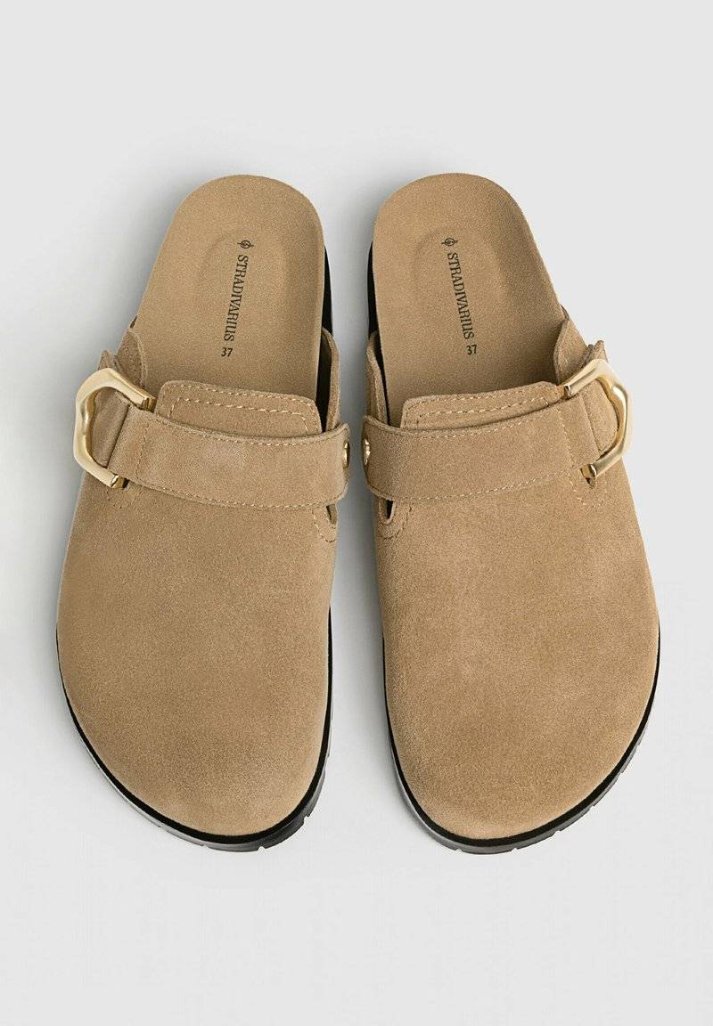 Stradivarius Stradivarius WITH BUCKLE DETAILS - Clogs - beige Tiefpreis