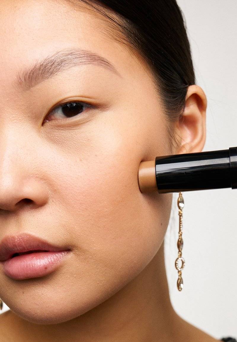 KIKO Milano KIKO Milano SCULPTING TOUCH CREAMY STICK CONTOUR - Contouring - 200 hazelnut Kostenloser Versand