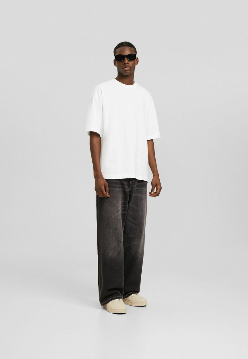 Bershka Bershka SHORT SLEEVE - Basic T-shirt - white Preisnachlass