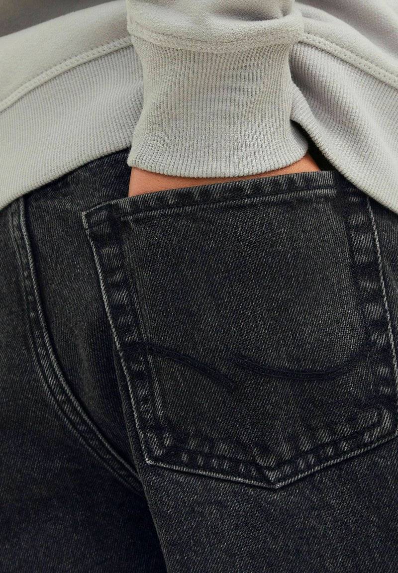 Jack & Jones Junior Jack & Jones Junior ALEX ORIGINAL MF BAGGY - Flared Jeans - black denim Saisonschlussverkauf