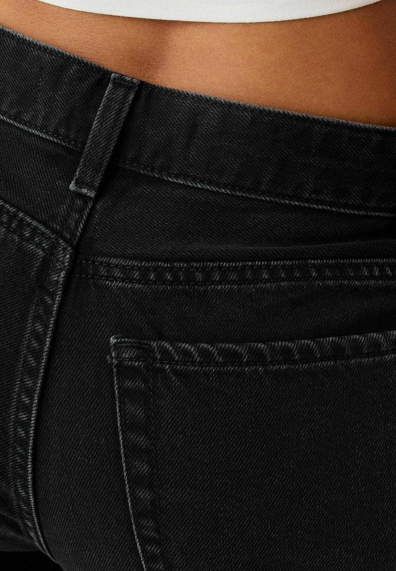 Bershka Bershka Flared Jeans - black Vatertagsangebot