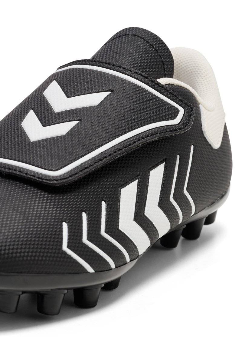Hummel Hummel HATTRICK MG JR UNISEX - Moulded stud football boots - black white Tiefpreis