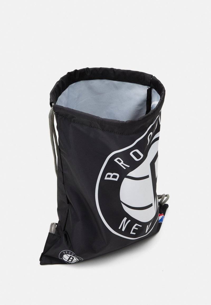 NBA NBA NBA BROOKLYN NETS GYM SACK - Drawstring sports bag - black Nur für heute