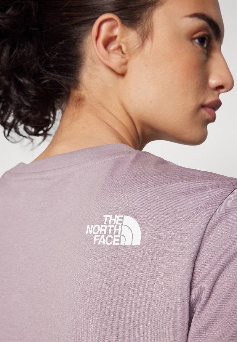 The North Face The North Face SIMPLE DOME - Print T-shirt - purple chalk Bis zu 55% Rabatt