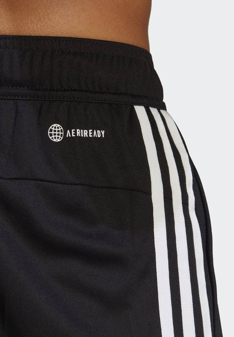 adidas Performance adidas Performance ESSENTIALS PIQUÉ 3-STRIPES - Sports shorts Valentinstagsangebot