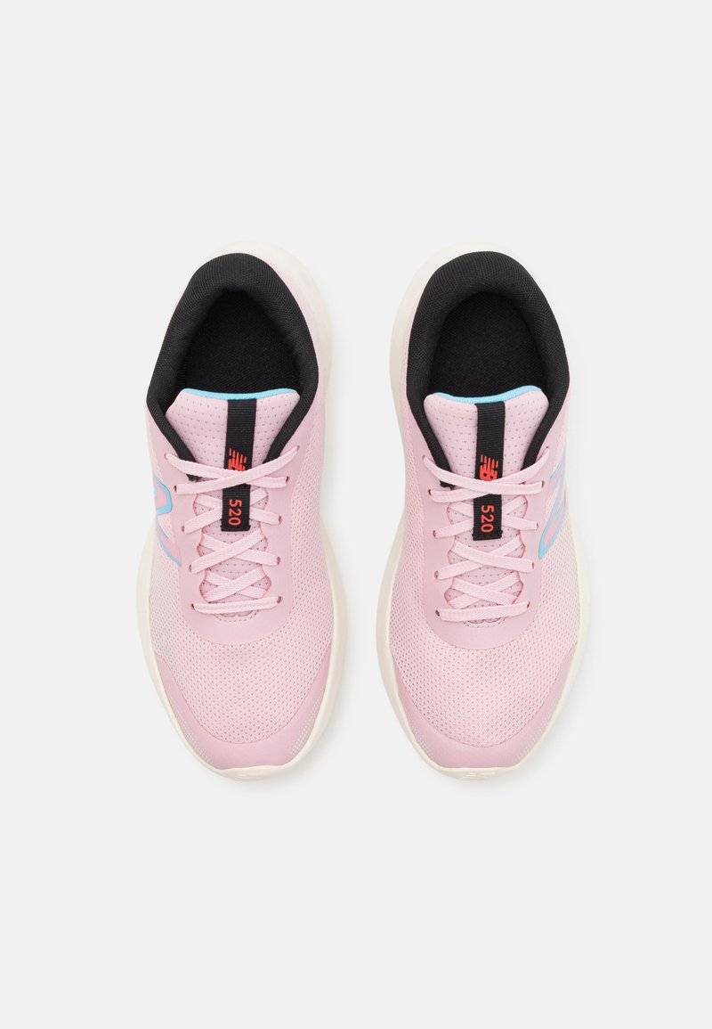 New Balance New Balance 520V8 UNISEX - Competition running shoes - mid century pink Heißer Verkauf