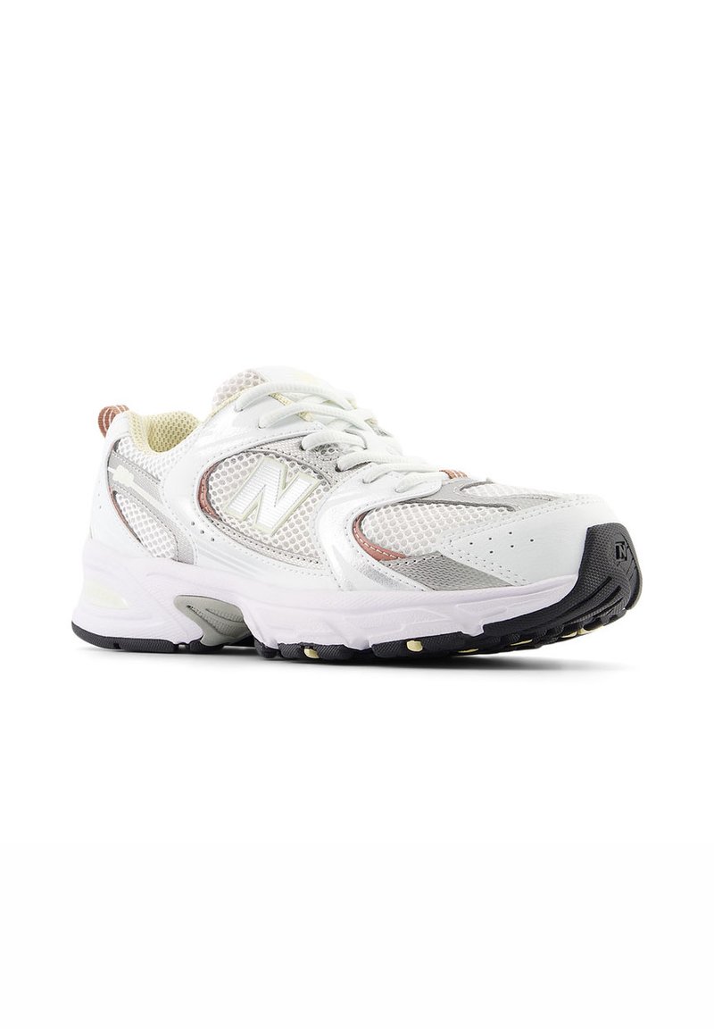 New Balance New Balance 530 - Stability running shoes - white Online Outlet