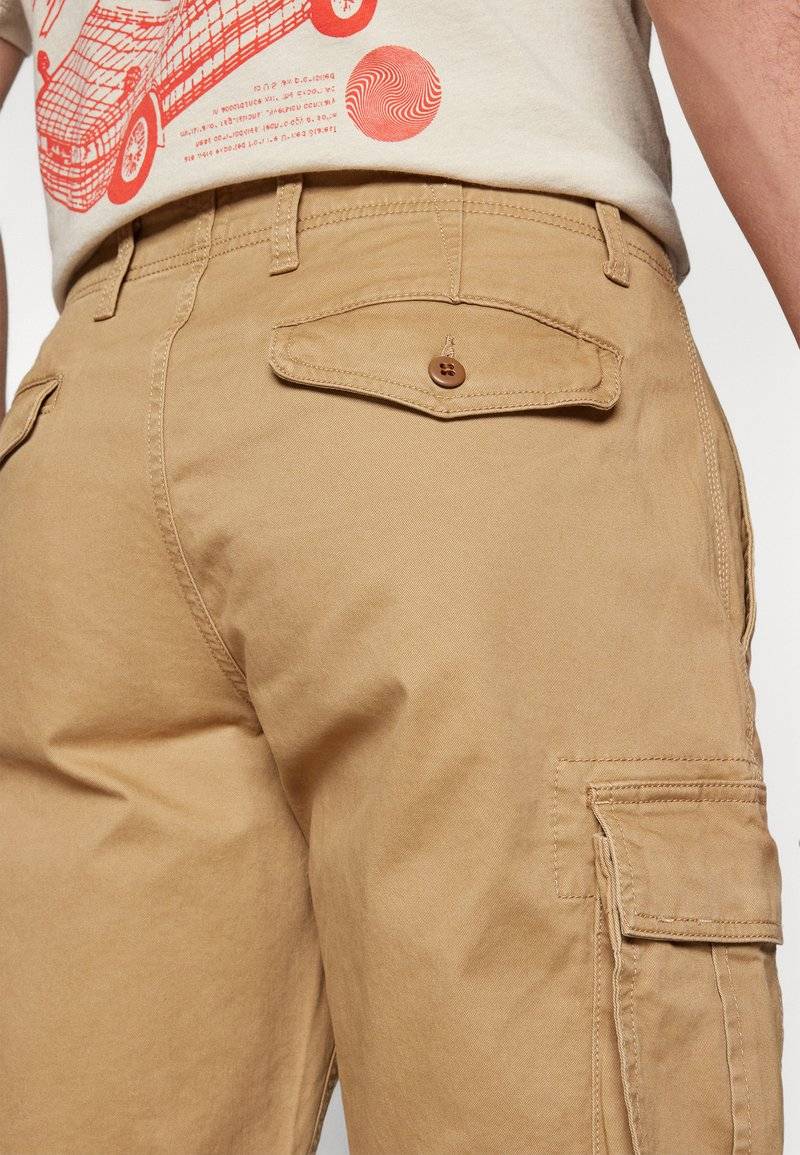 GAP GAP CARGO - Shorts - perfect khaki Bis zu 50% Rabatt