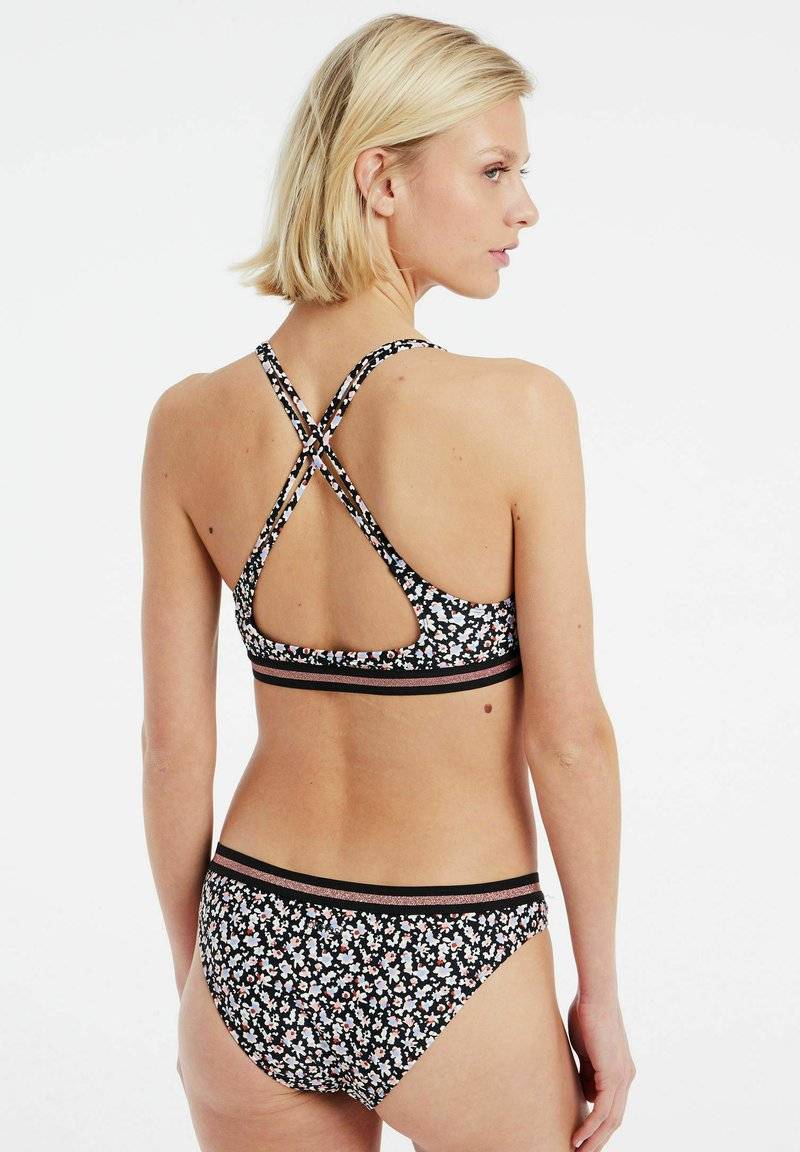 Protest Protest PRTHATYAI 23 - Bikini - lotuspink Top Angebot