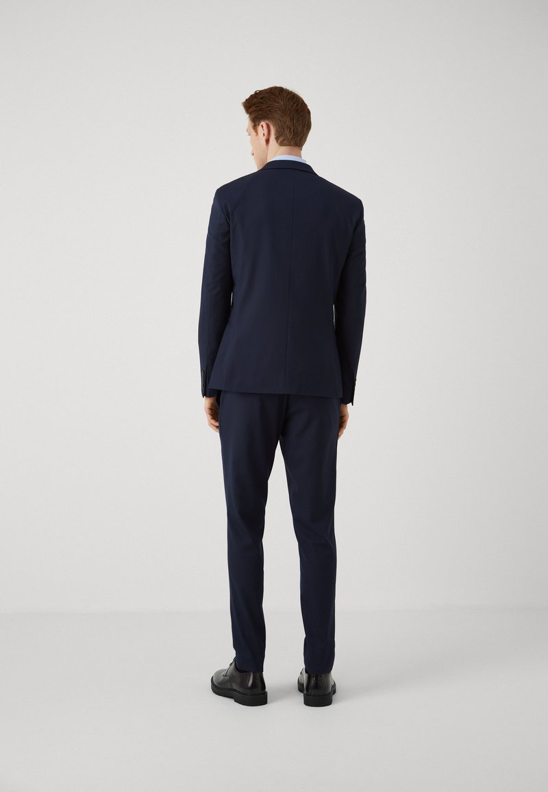 Isaac Dewhirst Isaac Dewhirst BASIC PLAIN SUIT SET - Suit - dark blue Zeitbegrenzte Promotion