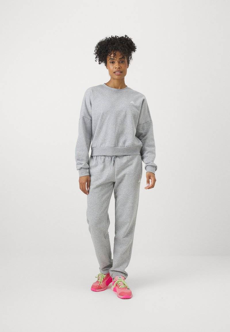 adidas Sportswear adidas Sportswear ESSENTIALS SMALL LOGO FEEL COZY - Sweatshirt Blitzangebot