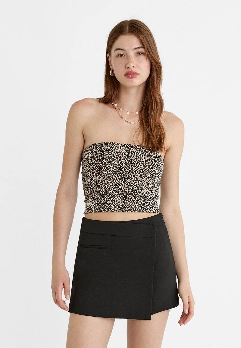 Stradivarius Stradivarius A-line skirt - black Vierteljährliche Förderung