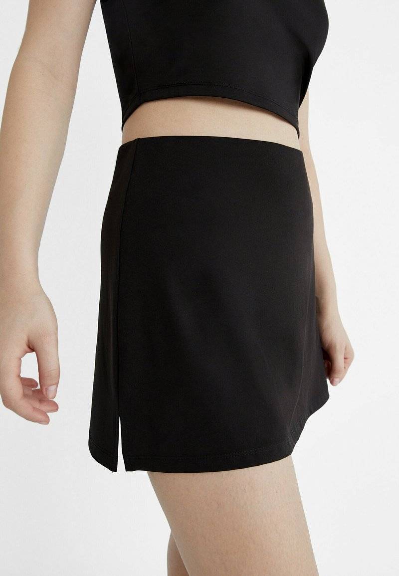 Stradivarius Stradivarius Mini skirt - black Super Rabatt