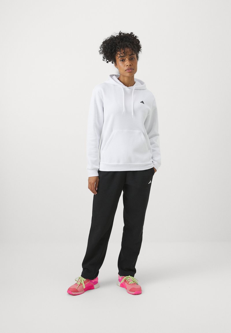 adidas Sportswear adidas Sportswear ESSENTIALS SMALL LOGO FEEL COZY HOODIE - Hoodie - white Speichern exportieren
