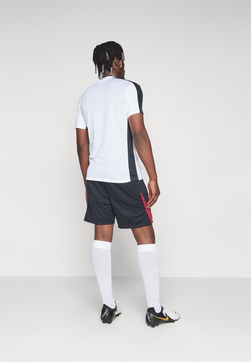 Nike Performance Nike Performance FC BARCELONA STRIKE SHORT - Club wear Verkauf