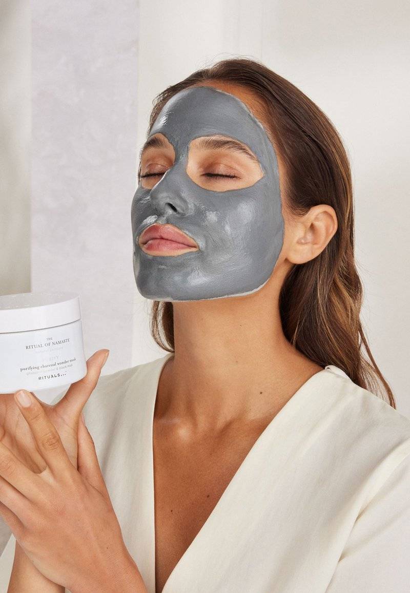 Rituals Rituals THE RITUAL OF NAMASTE PURIFYING CHARCOAL MASK - Face mask Bestseller