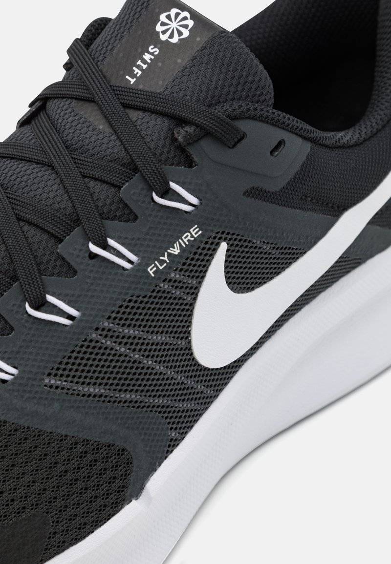 Nike Performance Nike Performance RUN SWIFT 3 - Stability running shoes Wochenangebot