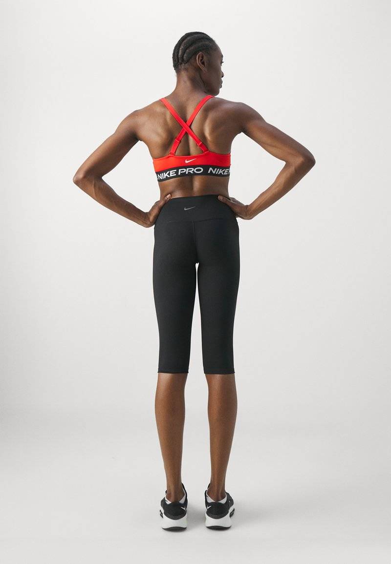 Nike Performance Nike Performance ONE CAPRI - Leggings - black Kostenlose Rückgabe