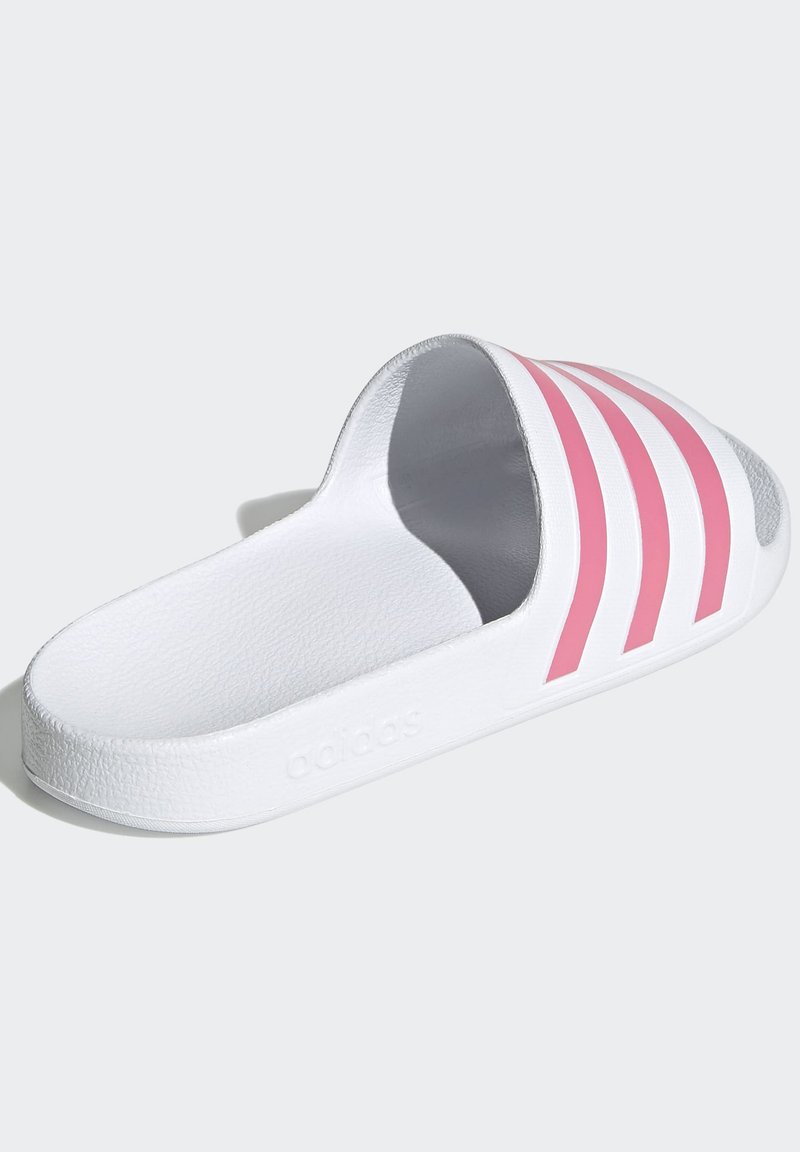 adidas Performance adidas Performance ADILETTE AQUA - Pool slides - white Kostenloser Versand international