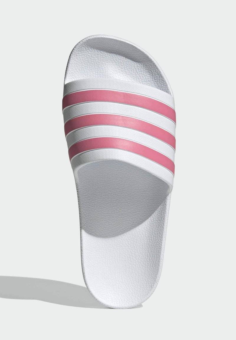 adidas Performance adidas Performance ADILETTE AQUA - Pool slides - white Kostenloser Versand international