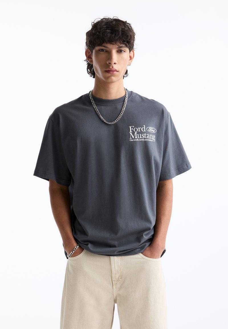 PULL&BEAR PULL&BEAR FORD SHORT SLEEVE - Print T-shirt - grey Flash Sale