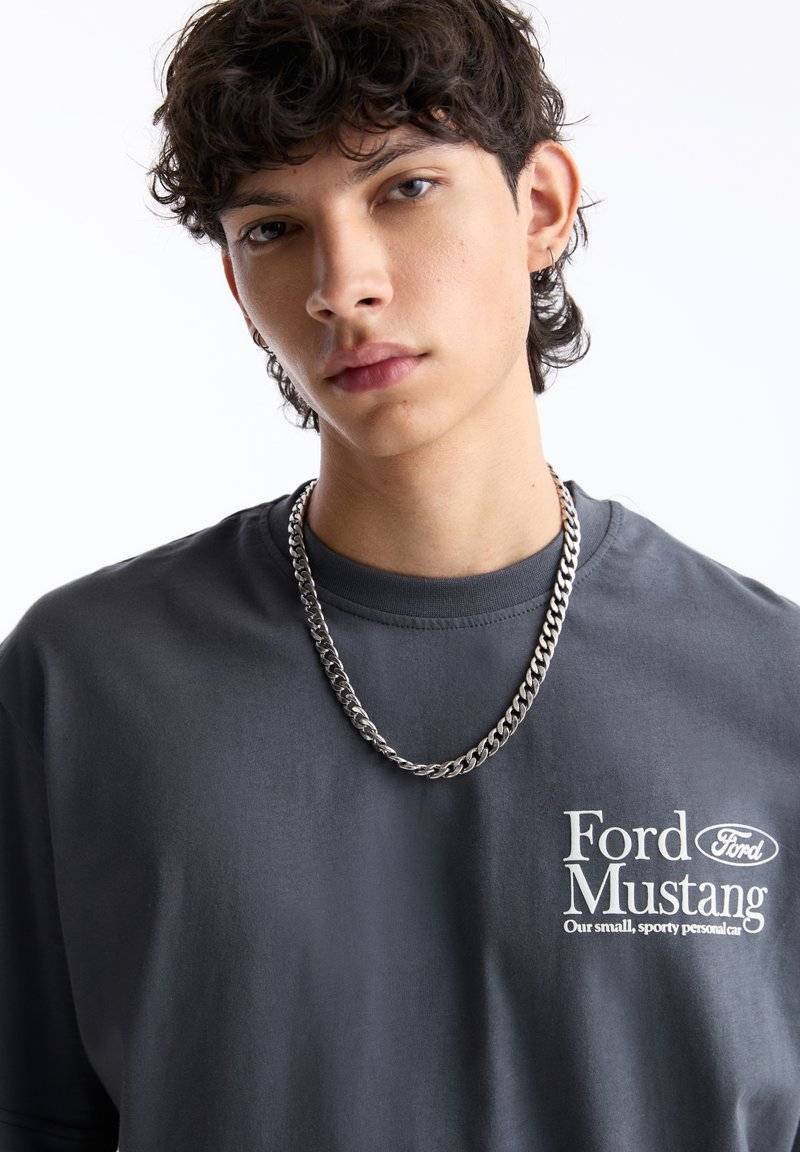 PULL&BEAR PULL&BEAR FORD SHORT SLEEVE - Print T-shirt - grey Flash Sale