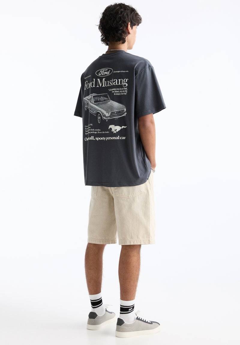 PULL&BEAR PULL&BEAR FORD SHORT SLEEVE - Print T-shirt - grey Flash Sale