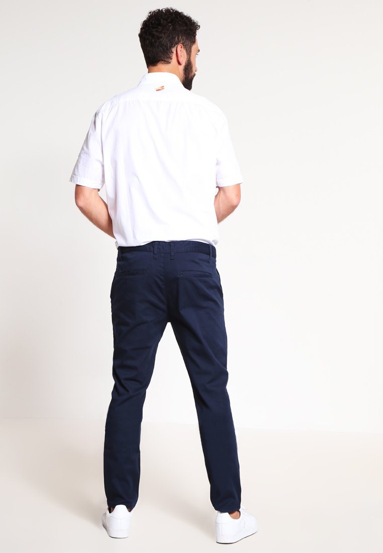 Pier One Pier One Chinos - dark blue Weihnachtsangebot