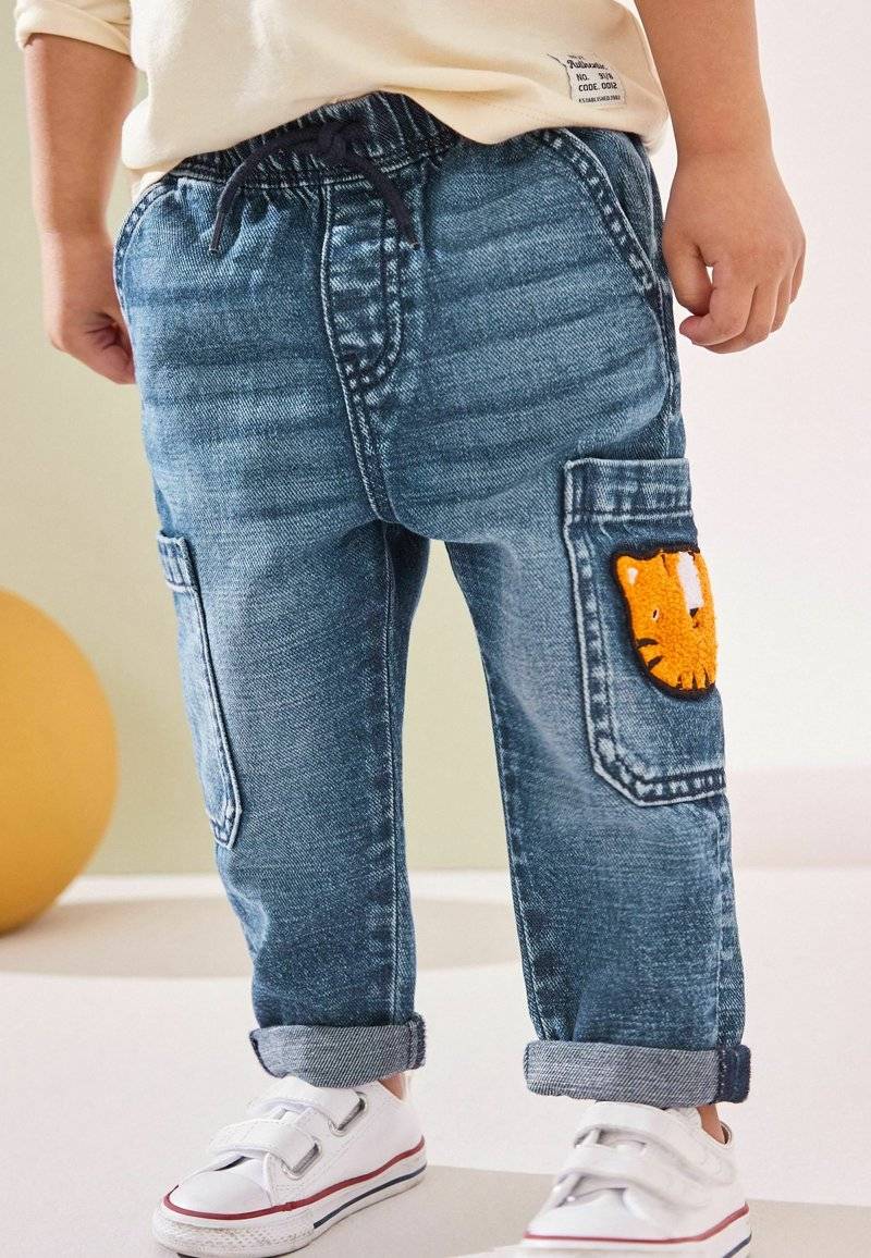 Next Next UTILITY - Relaxed fit jeans - mid blue denim with tiger Neueste Mode