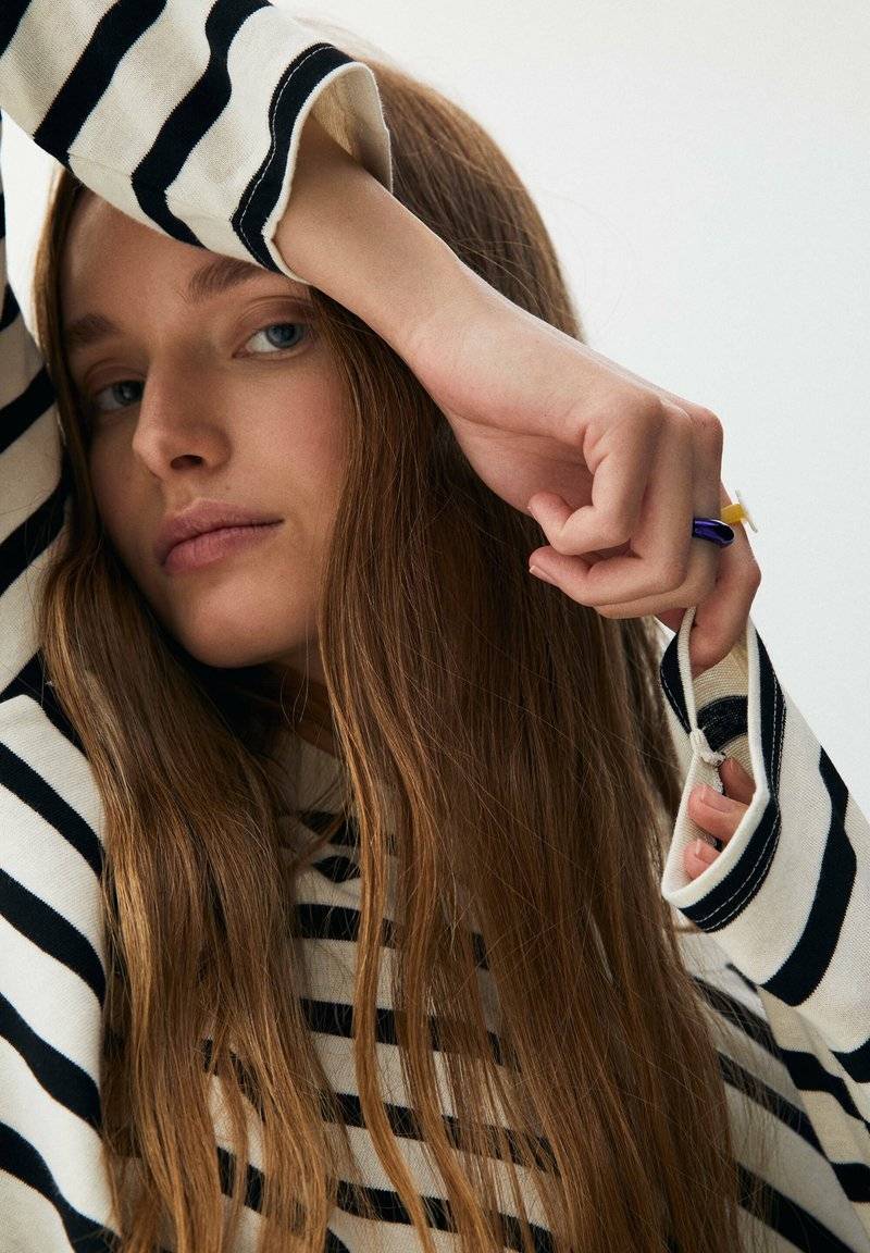 PULL&BEAR PULL&BEAR BASIC - Long sleeved top - mottled black Online Outlet