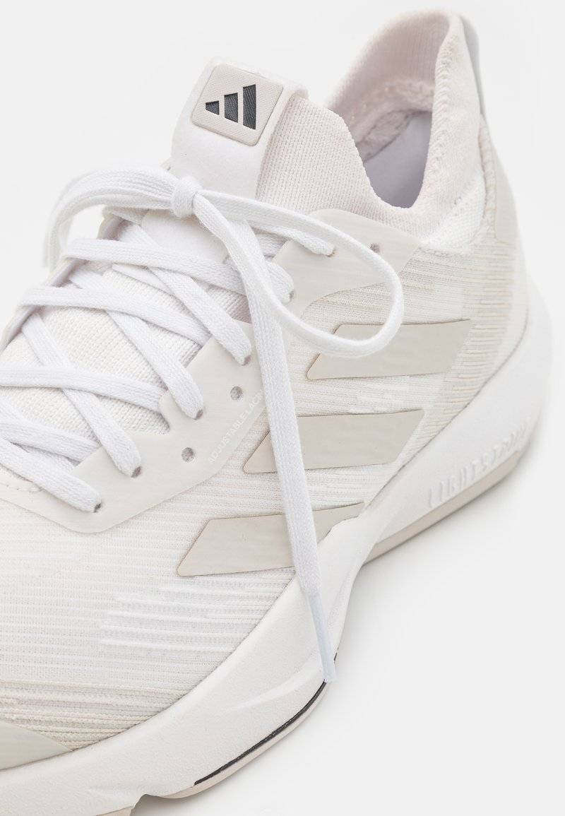 adidas Performance adidas Performance RAPIDMOVE ADVENTURE TRAINER - Training shoe Letzte 2 Tage