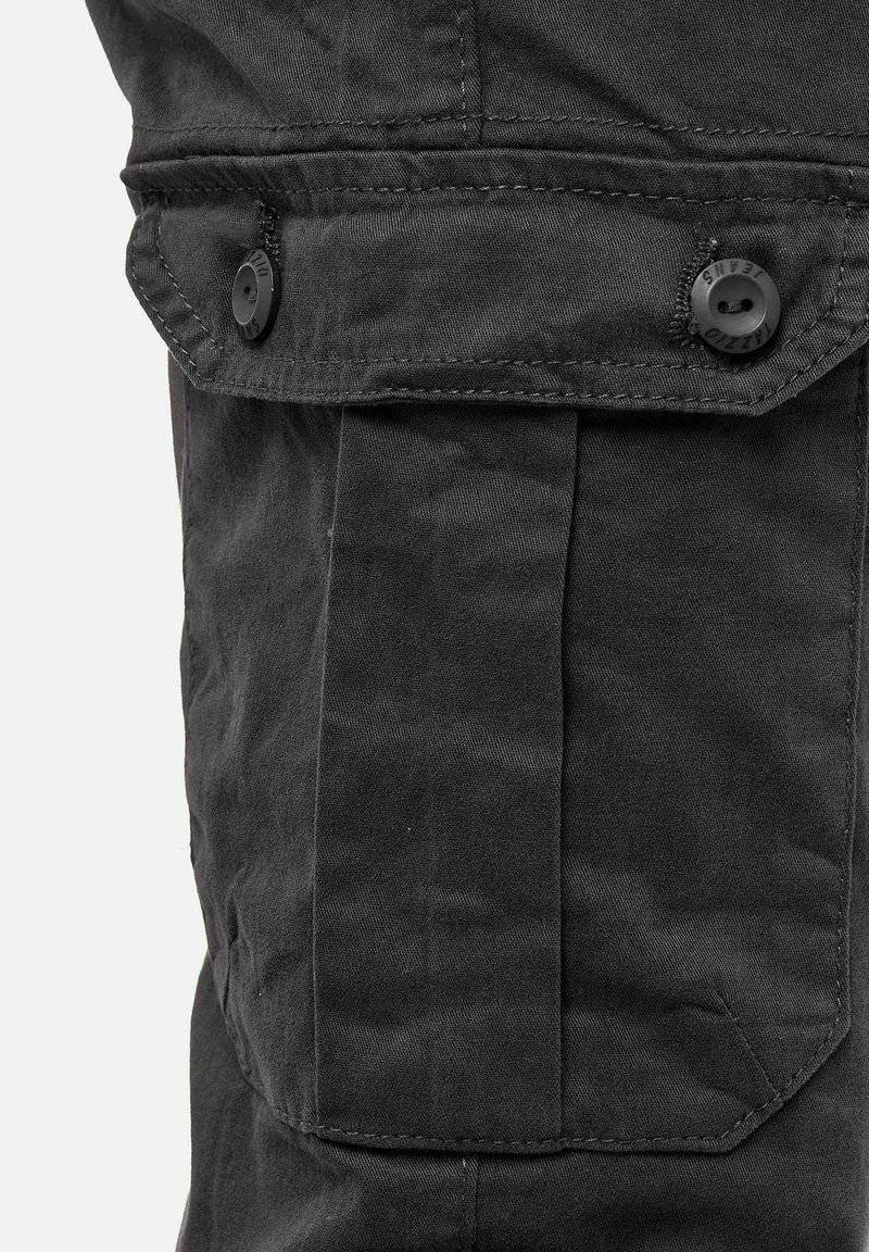 Tazzio Tazzio Cargo trousers - anthrazit Cyber Monday