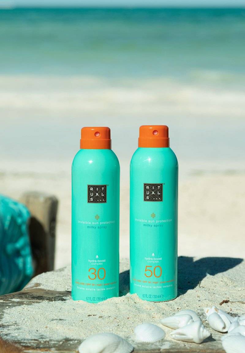 Rituals Rituals SUN PROTECTION MILKY SPRAY SPF 30 THE RITUAL OF KARMA - DELICATELY SWEET - LOTUS & WHITE TEA - Sun protection Begrenztes Angebot
