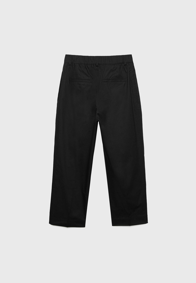 Stradivarius Stradivarius CARROT WITH DARTS DETAIL - Trousers - black Blitzangebot