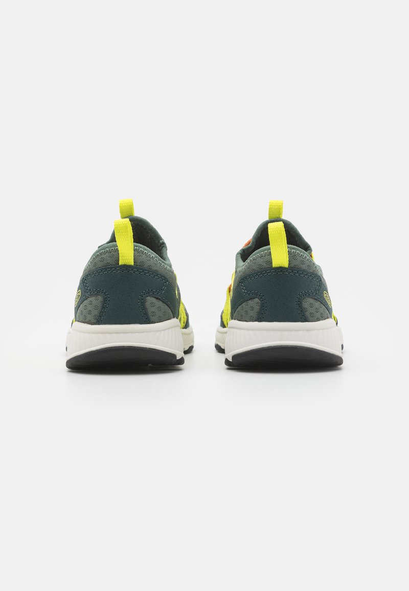 Keen Keen MOTOZOA UNISEX - Hiking shoes - green Letzter Tag