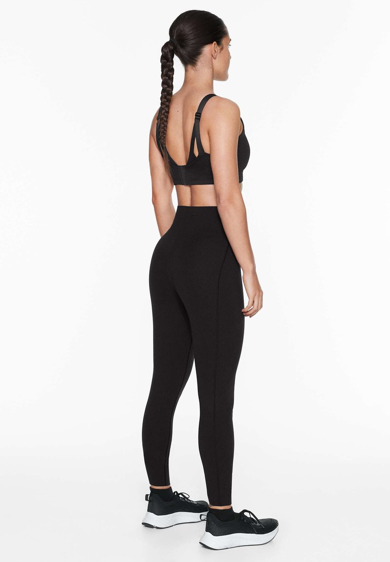 OYSHO OYSHO COMPRESSIVE WAIST CONTROL ANKLE-LENGTH - Leggings - black Bis zu 60% Rabatt