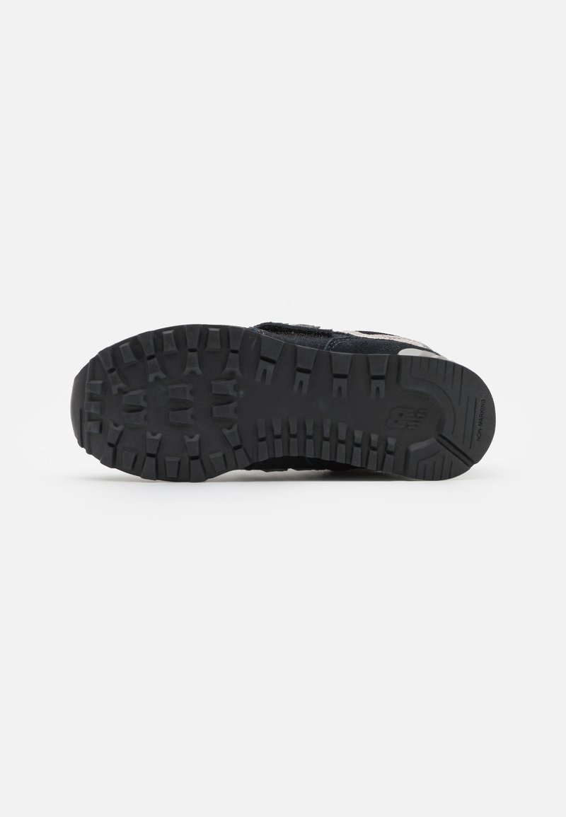 New Balance New Balance 574 UNISEX - Trainers - black Fabrik Onlineshop