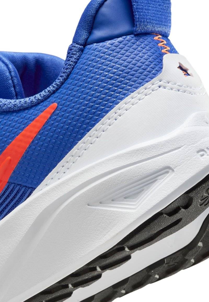 Nike Performance Nike Performance STAR RUNNER - Competition running shoes - astronomy blue team orange white total orange Vatertagsangebot