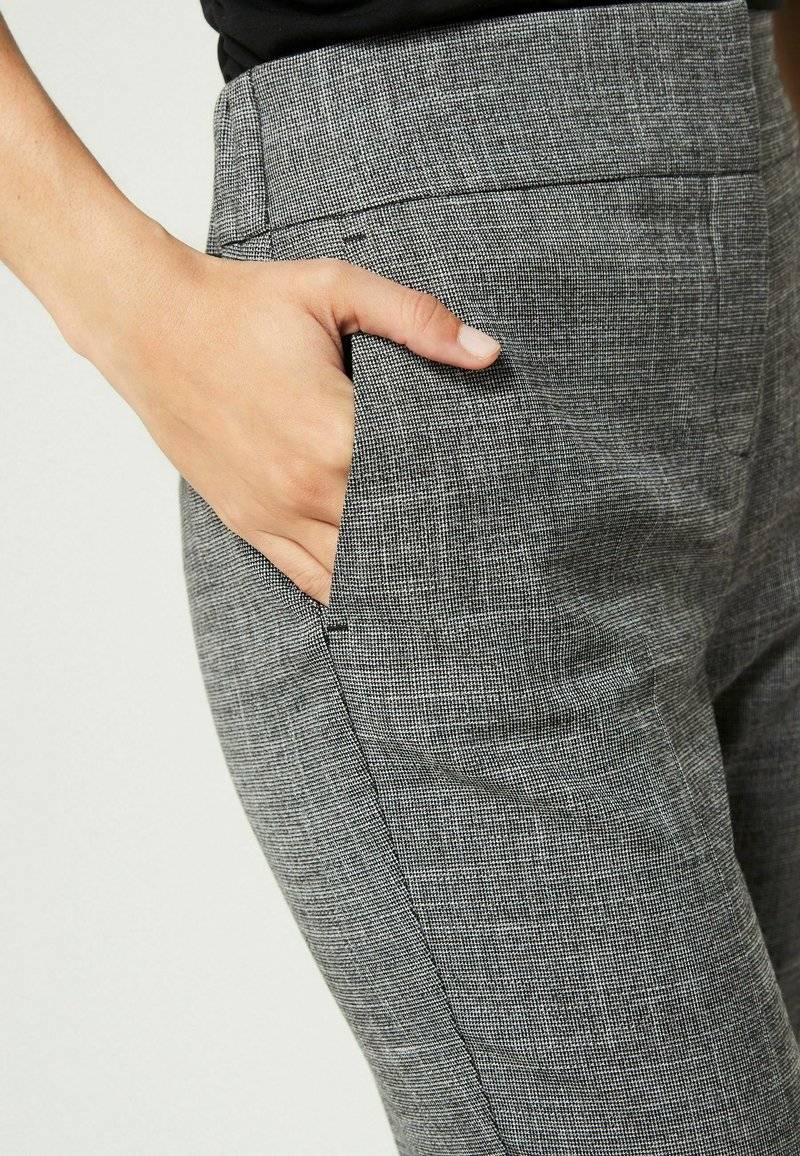 Next Next SHAPEWEAR PETITE - Trousers - grey Super Rabatt
