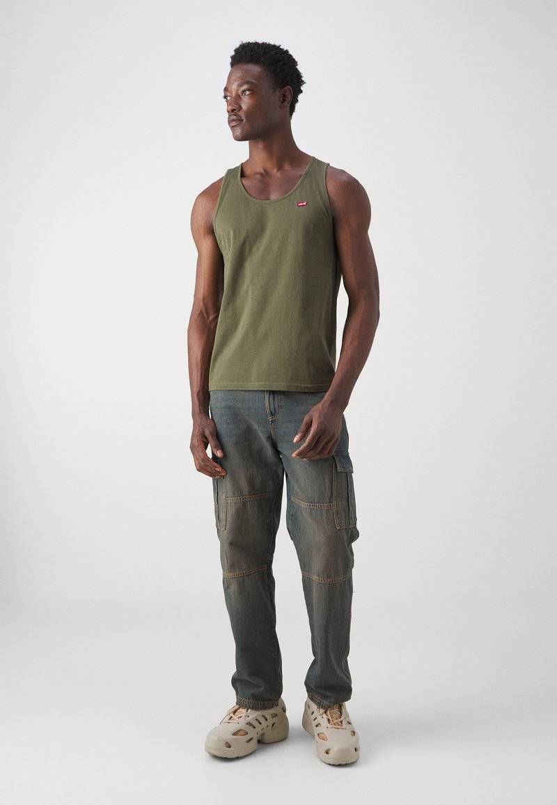 Levi's® Levi's® LSEHOUSEMARK TANK - Top - olive night Im Verkauf