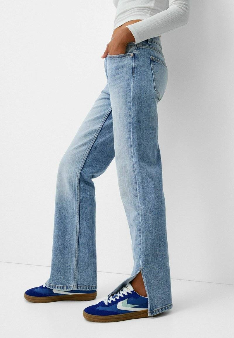 Bershka Bershka Straight leg jeans 50% Rabatt für begrenzte Zeit