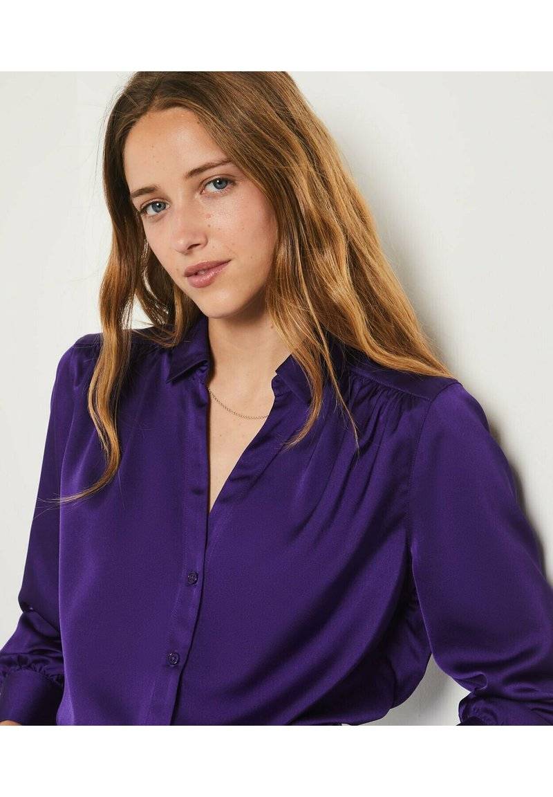 Etam Etam EOLYA - Button-down blouse - violet Meist gekauft