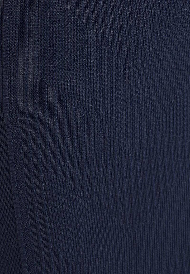 Hummel Hummel SEAMLESS - Shorts - black iris Fabrik Onlineshop