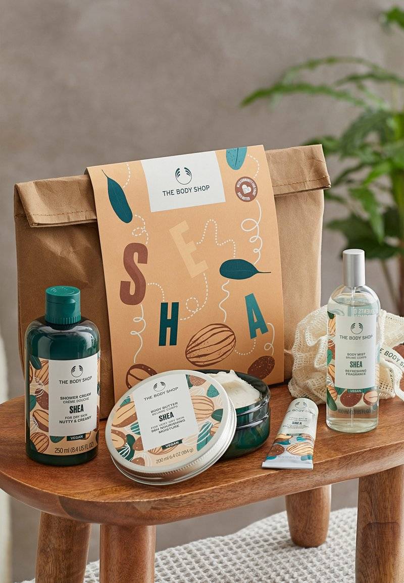 The Body Shop The Body Shop G4 MEDIUM SHEA AR24 A0X - Skincare set Top Angebot