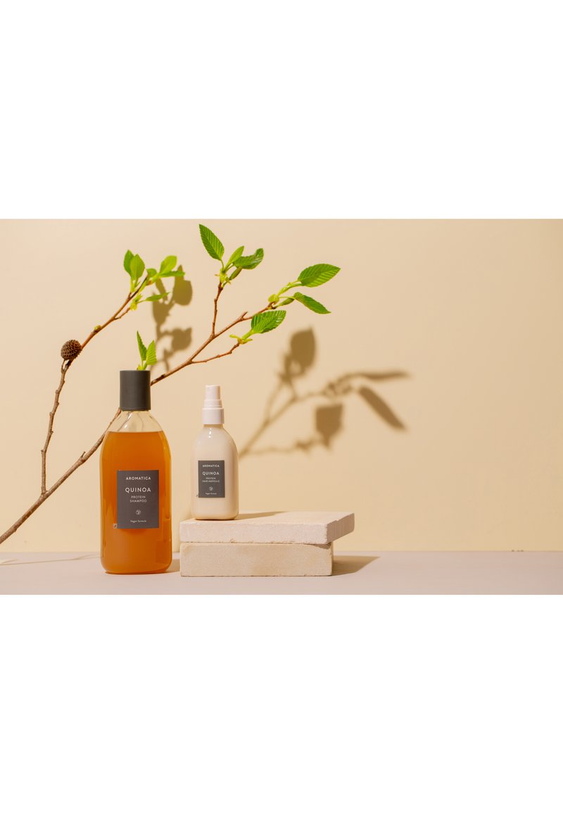 aromatica aromatica QUINOA PROTEIN SHAMPOO - Shampoo Nur für heute