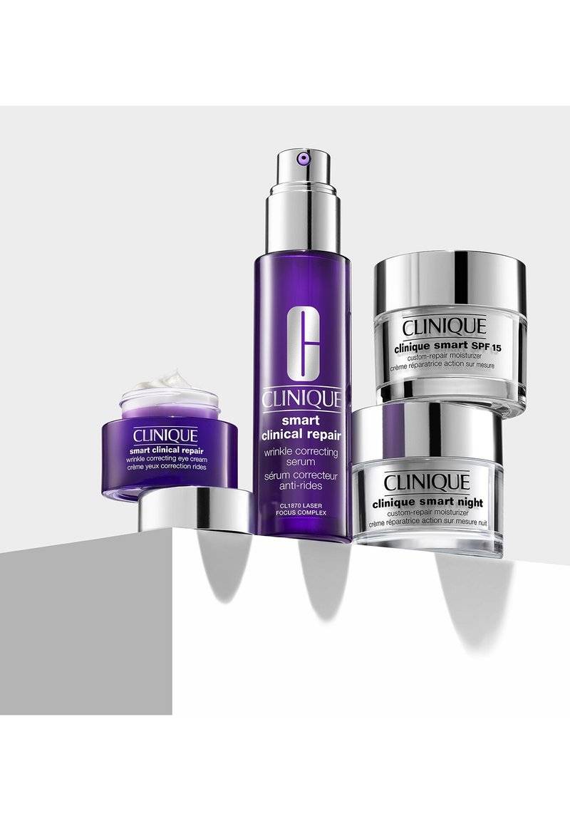 Clinique Clinique SMART CLINICAL REPAIR WRINKLE CORRECTING EYE CREAM - Eyecare Sonderangebot der Fabrik