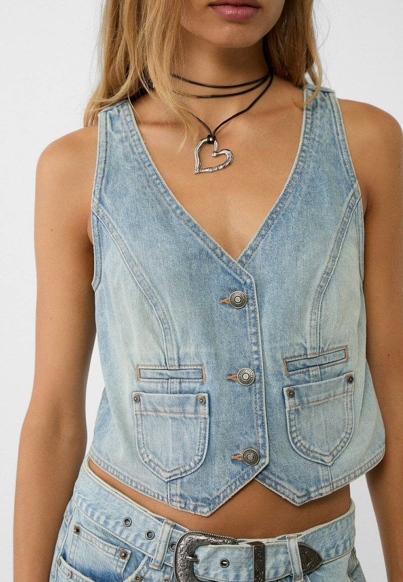 Stradivarius Stradivarius STUDDED - Waistcoat - laser denim Angebote