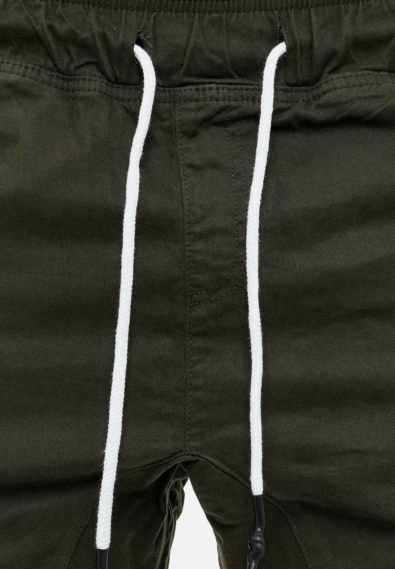 Tazzio Tazzio Cargo trousers - khaki Fabrik Onlineshop